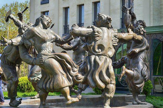 Sculpture Group Berikaoba